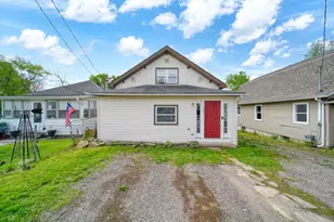 407 Hinckley Blvd, Jackson, MI 49203 - Photo 4
