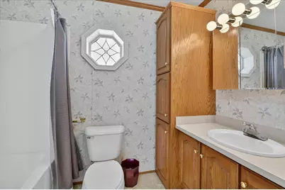 563 Willow Drive, Coldwater, MI 49036 - Photo 12