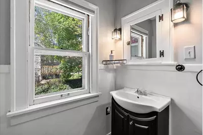 705 Lafayette Avenue NE, Grand Rapids, MI 49503 - Photo 24