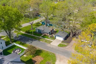 118 S Spring St, Douglas, MI 49406 - Photo 34