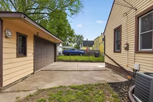 9608 Tecumseh Ave, Bedford, MI 48239 - Photo 36