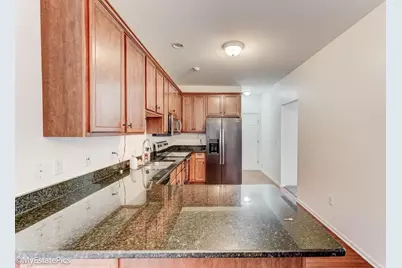 41101 N Maplewood Drive, Canton, MI 48187 - Photo 10