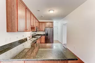 41101 N Maplewood Dr, Canton, MI 48187 - Photo 10