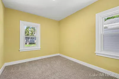 719 Leonard Street NE, Grand Rapids, MI 49503 - Photo 14