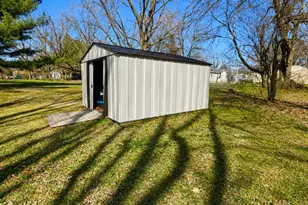 714 Cherry St, Charlotte, MI 48813 - Photo 8