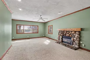 2407 Fairfield Ave, Kalamazoo, MI 49048 - Photo 4