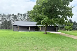 3027 100th Ave, Lakeview, MI 48850 - Photo 2