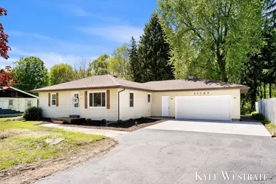 11127 8th Avenue, Grand Rapids, MI 49534 - Photo 2