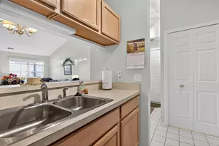 773 W Barrington Cir, Jackson, MI 49203 - Photo 10