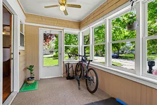 422 Pine St, Belding, MI 48809 - Photo 4