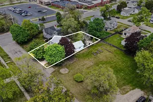 422 Pine St, Belding, MI 48809 - Photo 36