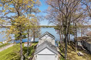 1071 E Hess Lake Dr, Grant, MI 49327 - Photo 38