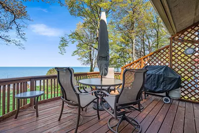 410 N Lakeshore Drive, Holland, MI 49424 - Photo 14