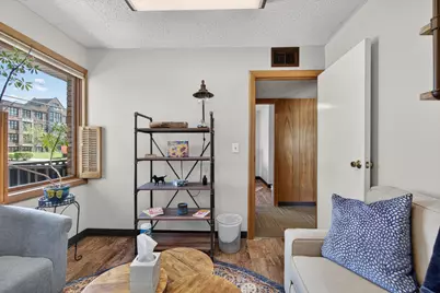 569 Wildwood Avenue #Front Upper Unit, Jackson, MI 49201 - Photo 28