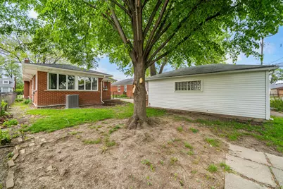 7613 Kolb Avenue, Allen Park, MI 48101 - Photo 16