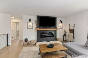 6584 Mapleview Dr, Hastings, MI 49058 - Photo 8