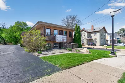 569 Wildwood Avenue #Front Lower Unit, Jackson, MI 49201 - Photo 22