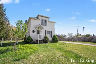 1007 E Kent Rd, Greenville, MI 48838 - Photo 4