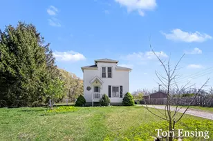1007 E Kent Rd, Greenville, MI 48838 - Photo 2