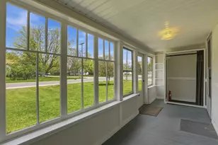 731 Sherman St, Big Rapids, MI 49307 - Photo 8