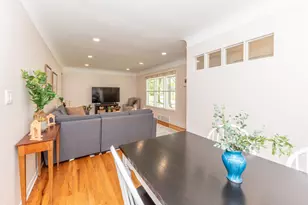 814 Carbeck Dr, Ann Arbor, MI 48103 - Photo 8