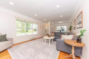 814 Carbeck Dr, Ann Arbor, MI 48103 - Photo 6