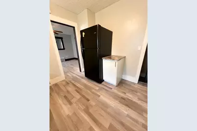 154 N Wabash Avenue N, Battle Creek, MI 49017 - Photo 4