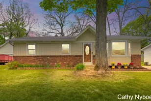 4842 Bayview Ave SW, Wyoming, MI 49519 - Photo 2