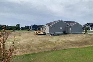 10522 Poppy Ln, Allendale, MI 49401 - Photo 2