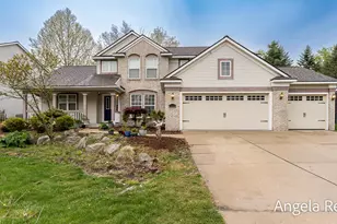 3528 Birch Knoll Dr SE, Grand Rapids, MI 49512 - Photo 1