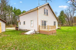 22597 Tamarack Rd, Howard City, MI 49329 - Photo 4