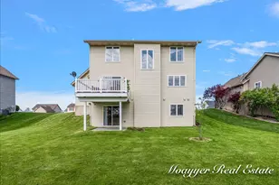 7012 Shady Knoll Dr SE, Caledonia, MI 49316 - Photo 10