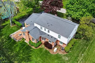910 S Shady Hollow Cir, Bloomfield Hills, MI 48304 - Photo 38