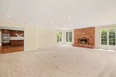 910 S Shady Hollow Circle, Bloomfield Hills, MI 48304 - Photo 10