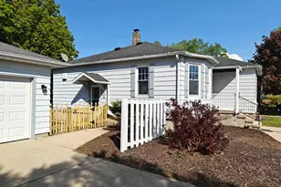 1207 Napier Ave, Saint Joseph, MI 49085 - Photo 6