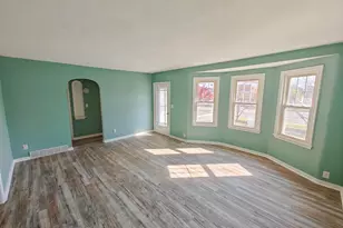 1207 Napier Ave, Saint Joseph, MI 49085 - Photo 16