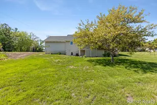 1330 Monte Carlo Dr, Jenison, MI 49428 - Photo 6