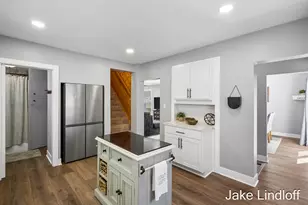 322 E Gardner St, Sparta, MI 49345 - Photo 16