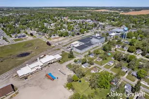 322 E Gardner St, Sparta, MI 49345 - Photo 38