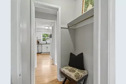1915 Plymouth Terrace SE, Grand Rapids, MI 49506 - Photo 8