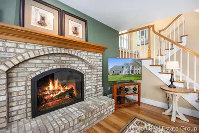 1716 Riva Ridge Drive SE, Grand Rapids, MI 49546 - Photo 8