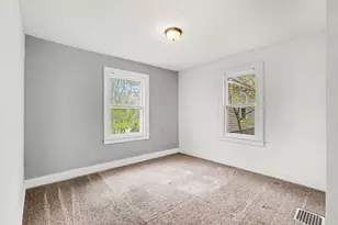 1914 Kalamazoo Ave SE, Grand Rapids, MI 49507 - Photo 24