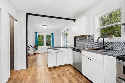 1914 Kalamazoo Avenue SE, Grand Rapids, MI 49507 - Photo 18