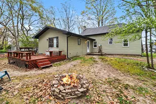 811 N Washington Ave, Ludington, MI 49431 - Photo 8