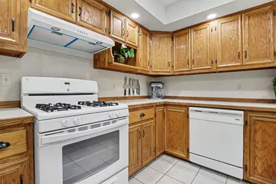 935 S Baldwin Street, Greenville, MI 48838 - Photo 10