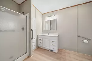 704 Hidden River Dr, Adrian, MI 49221 - Photo 14