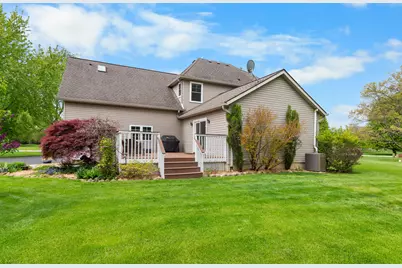 9355 Apple Crest Drive, Saline, MI 48176 - Photo 12