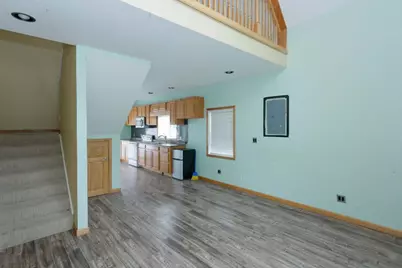 935 Woodland Beach, Battle Creek, MI 49014 - Photo 6