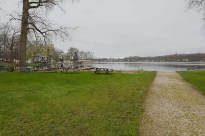 935 Woodland Beach, Battle Creek, MI 49014 - Photo 12