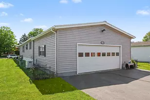3401 Winter Wheat Rd, Kalamazoo, MI 49004 - Photo 14